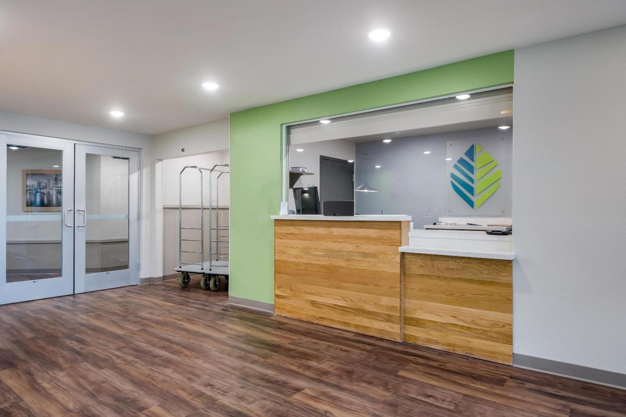 Woodspring Suites Tampa Airport North Veterans Expressway Exterior foto